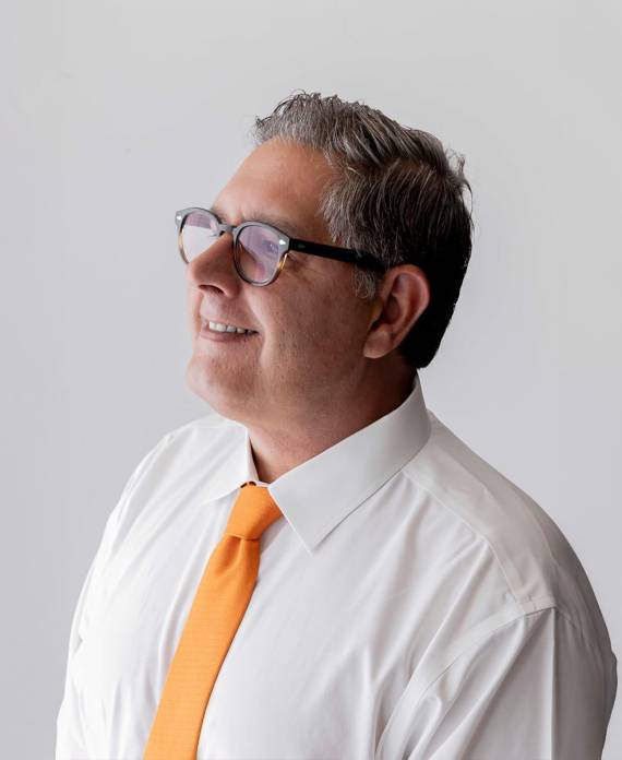 Giovanni Toti - Philia Associates - Consulenza per una comunicazione strategica